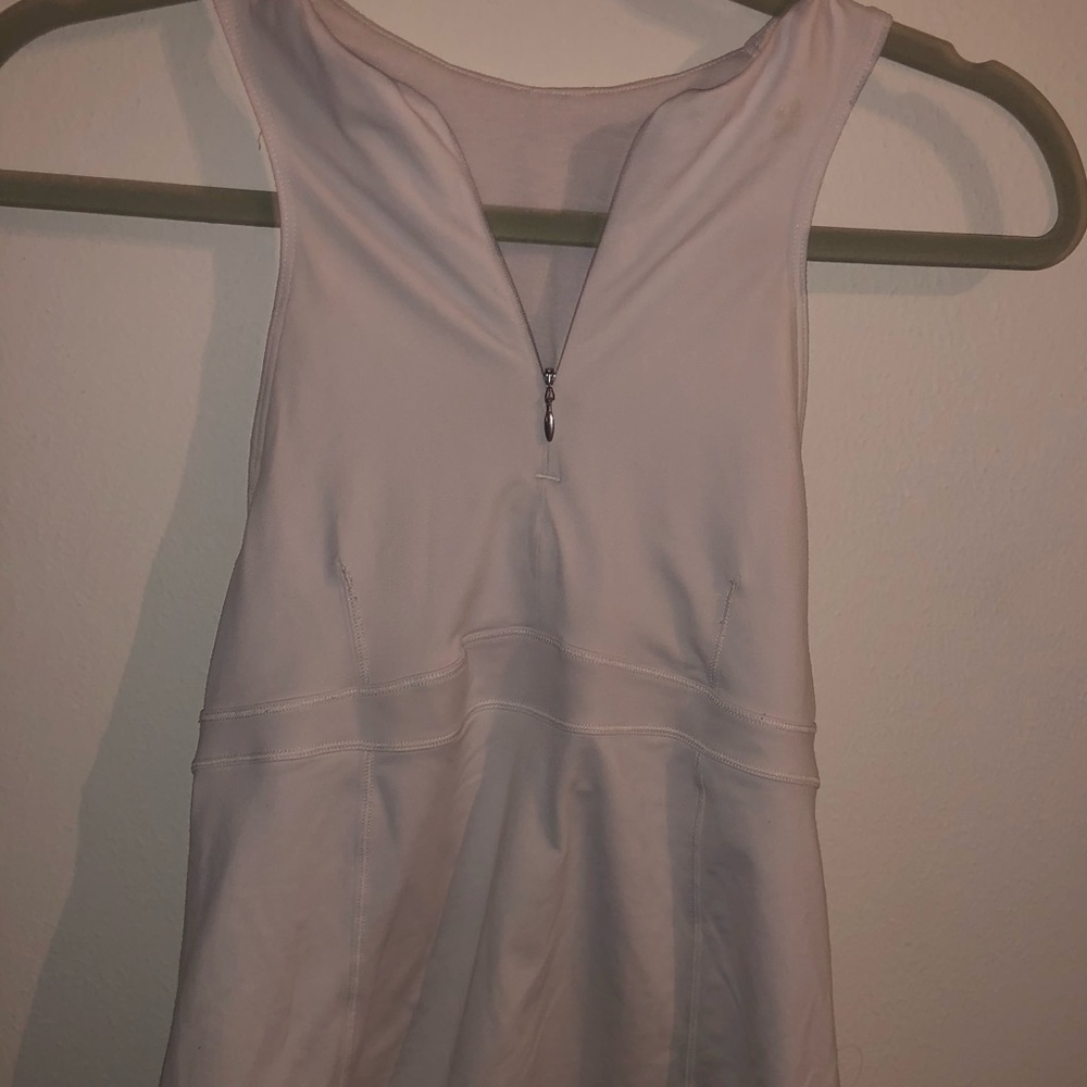 Lululemon athletic top